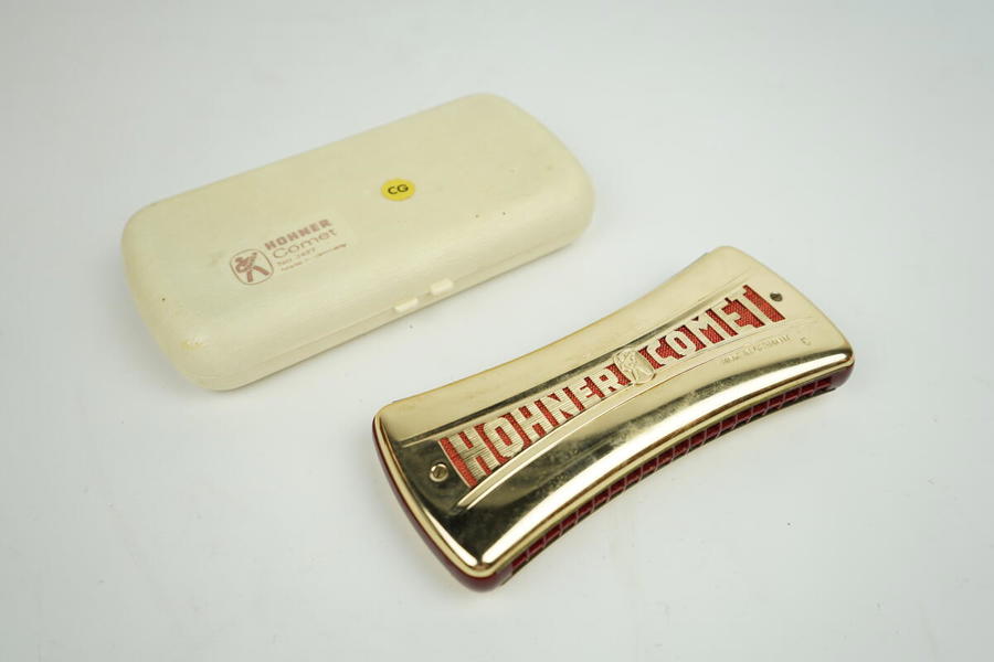 Munspel, gulmetall, "Hohner Comet", M Hohner, med etui.