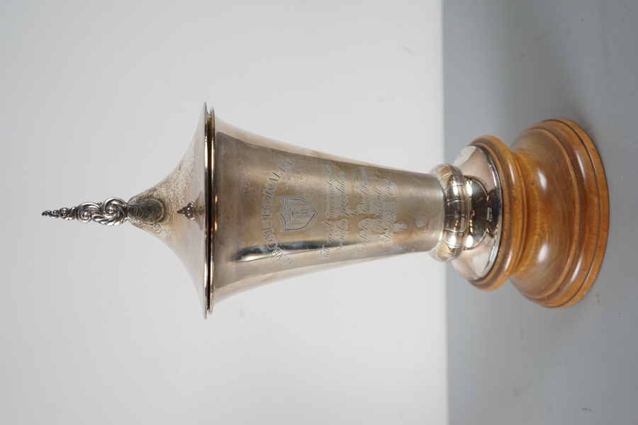 Pokal, silver 830, 1945.