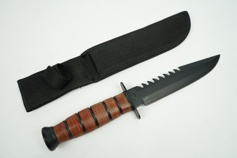 Kniv med slida, Fury, Kina, 