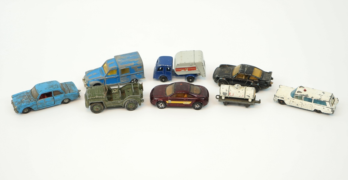 Leksaksbilar, 8 st, metall, bl.a Matchbox.