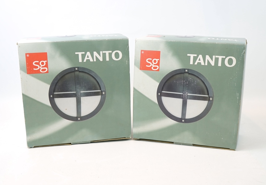 Utebelysning, 2 st, metall/plast, ''Tanto'', sg, obegagnade.