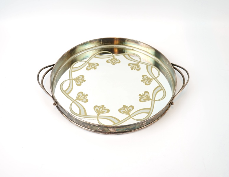 Monica Backström,  bricka, nysilver/spegelglas.