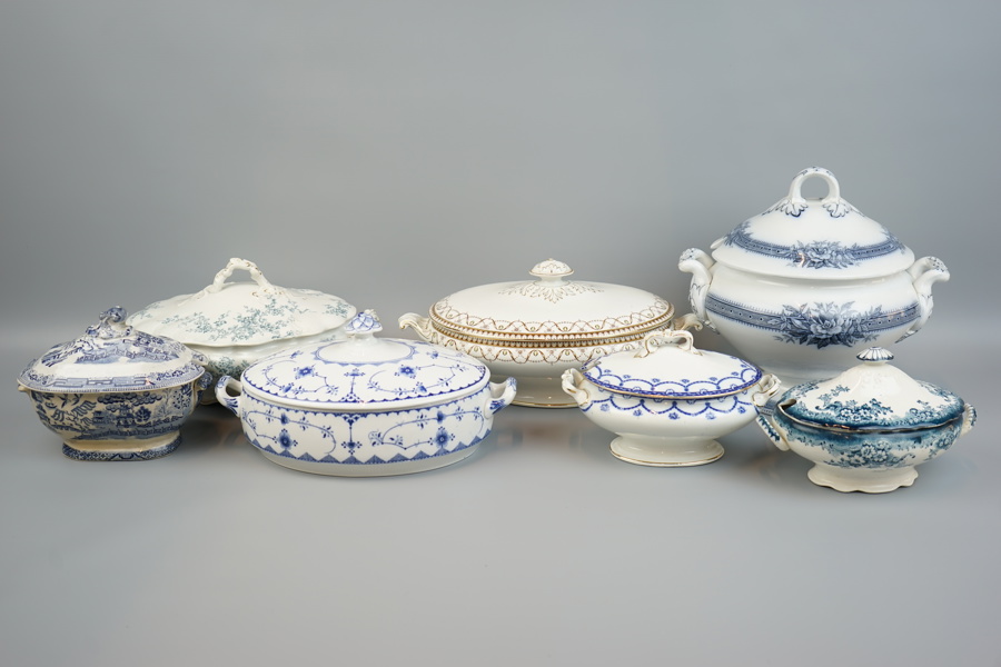 Terriner, 7 st, flintgods, bl.a Villeroy & Boch.