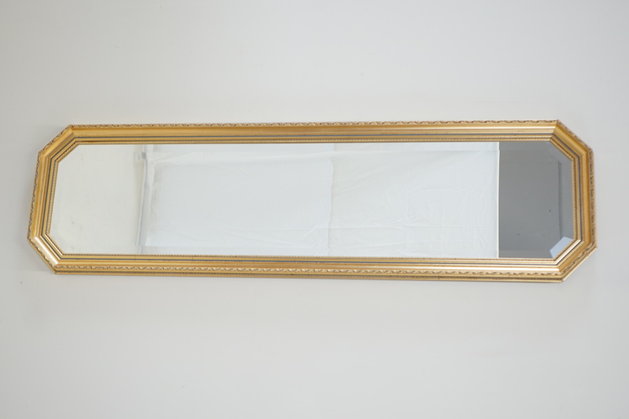 Spegel, fasettslipat glas, förgylld ram, 1900-tal.