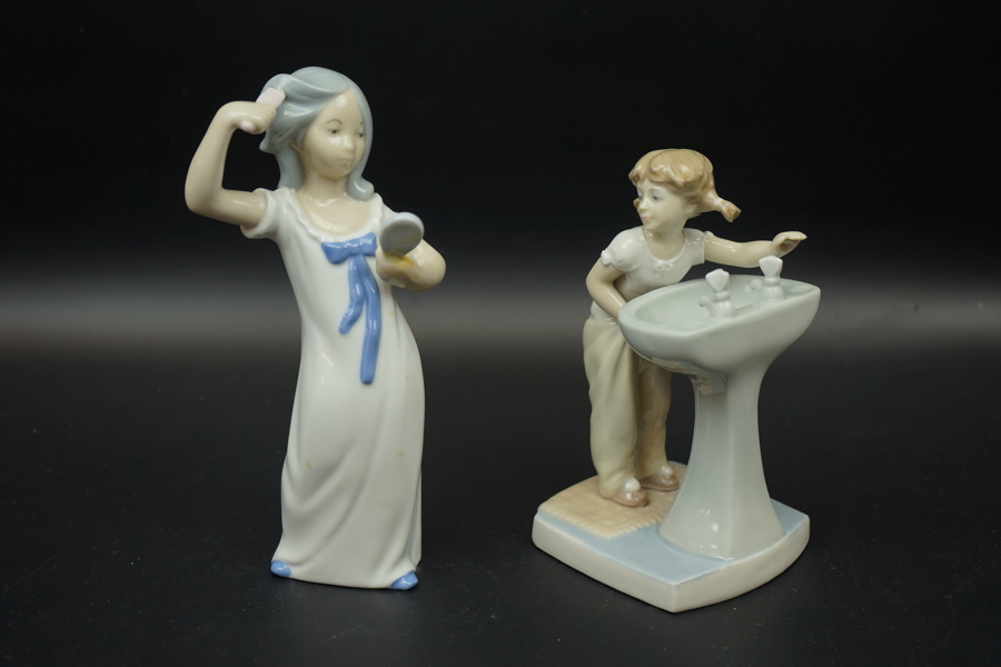 Figuriner, 2 st, porslin, Rex och LLadro.