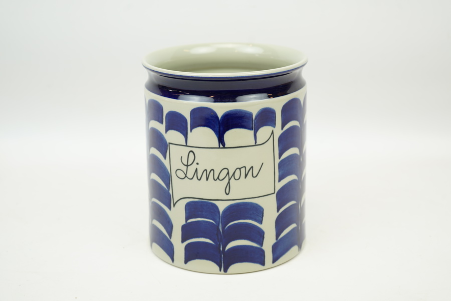 Marianne Westman, "Lingon", burk, keramik, Rörstrand.