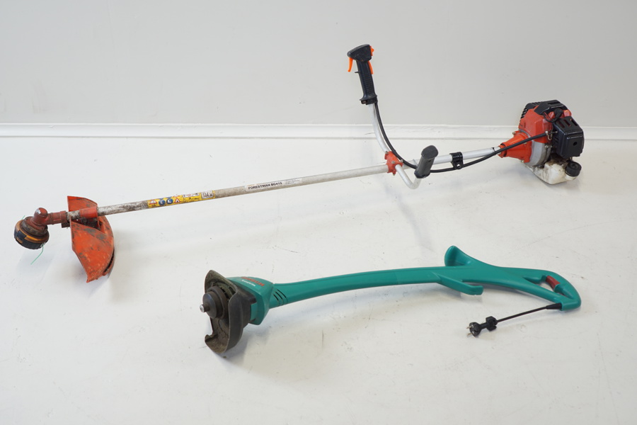 Grästrimmers, 2 st, bensin/el, Kentucky Forestman BC415 och Bosch Easytrim.
