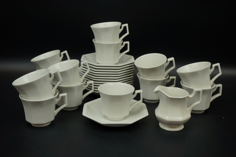 Kaffeservis, 14 delar, porslin, Johnsson Brothers, England.