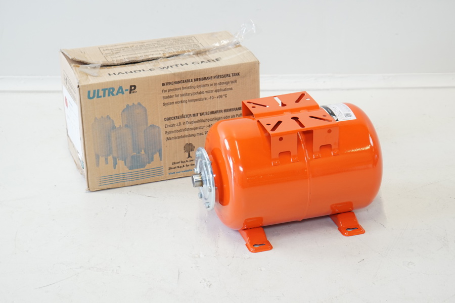 Hydropress, 24 liter, Zilmet, Italien.