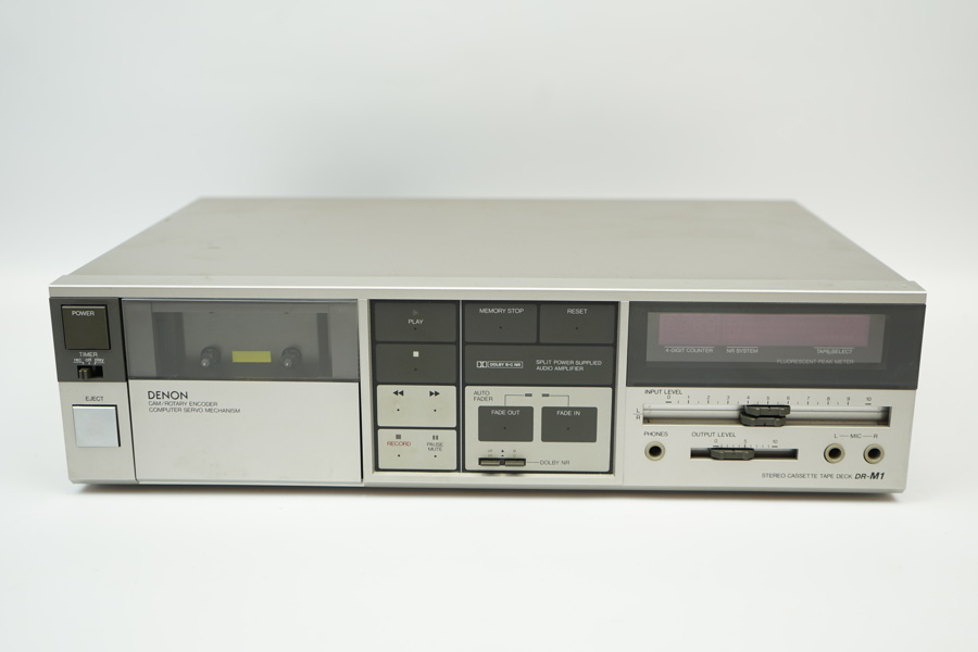 Kassettdäck, DENON DR-M1.