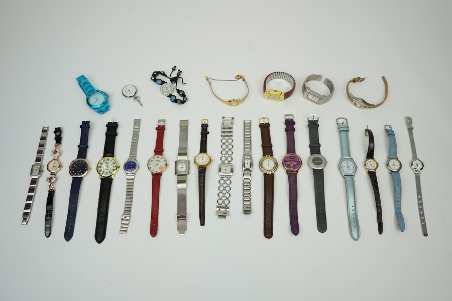 Armbandsur m.m, ett parti.