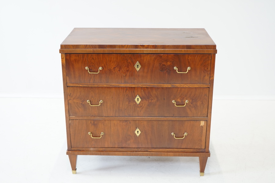 Byrå, 3 lådor, mahogny, sengustaviansk stil, 1900-tal.