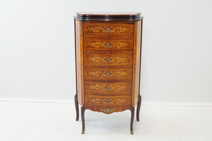 Byrå, 6 lådor, rokokostil med intarsia, 1900-tal.