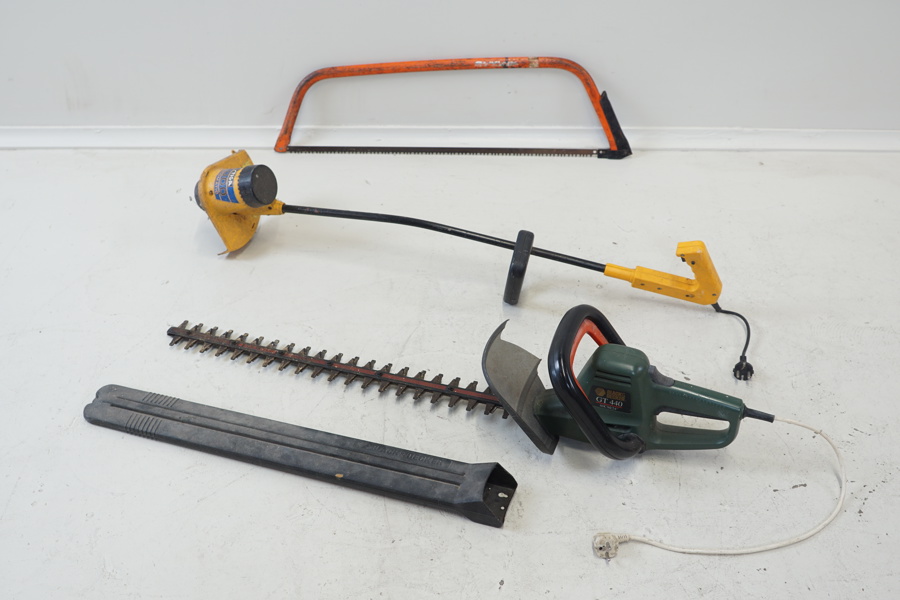 Häcksax, grästrimmer, såg, bl.a Black & Decker och Stiga.