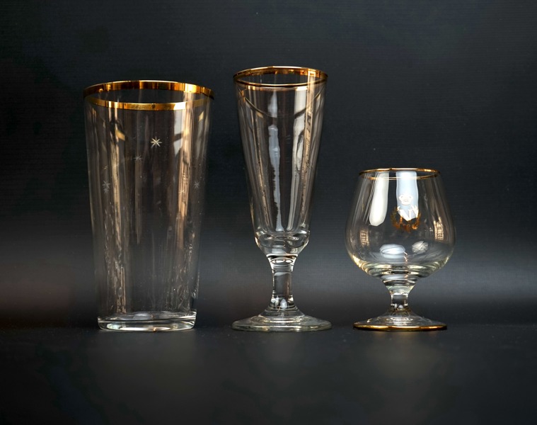 Glasservisdelar, 20 st, 3 olika modeller.