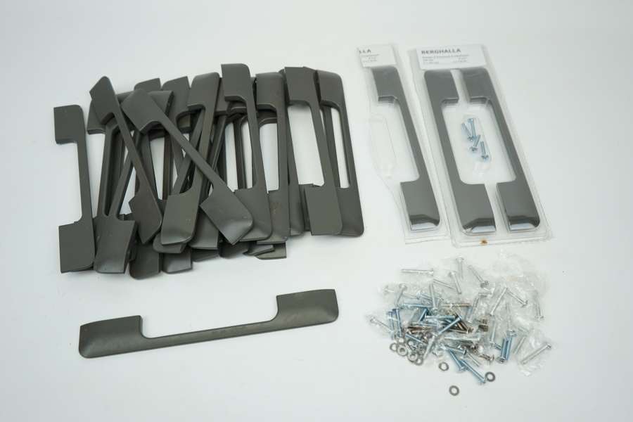 Beslag, 30 st, metall, "Berghalla", Ikea.