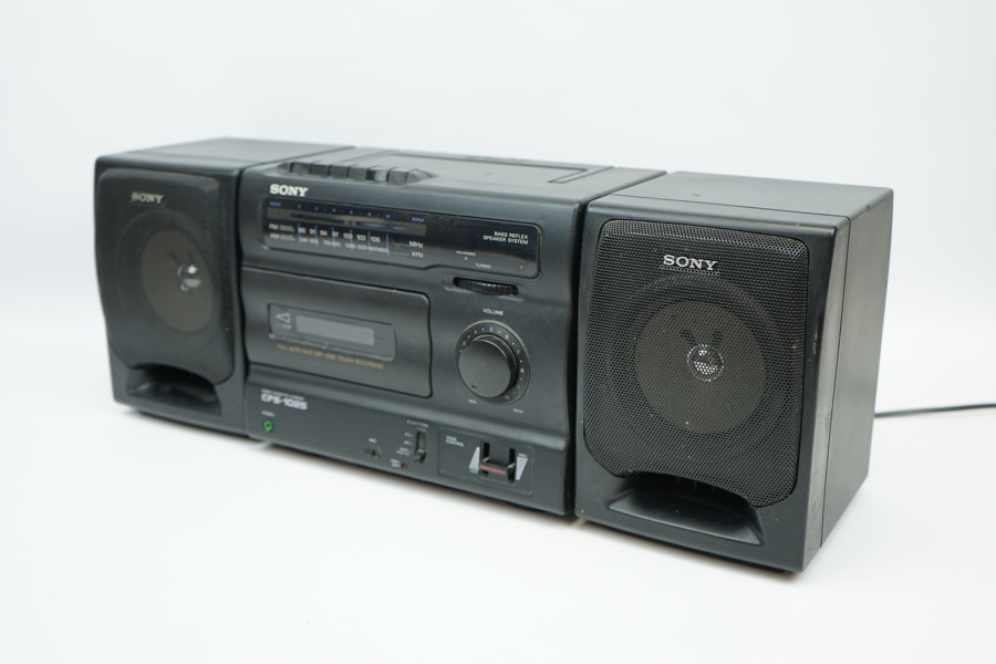 Stereo, kassettbandspelare/radio, Sony CFS-1025.