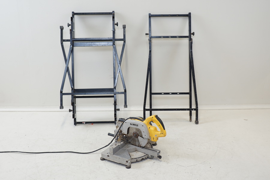 Kap- och gersåg, DeWalt, samt sågbord.