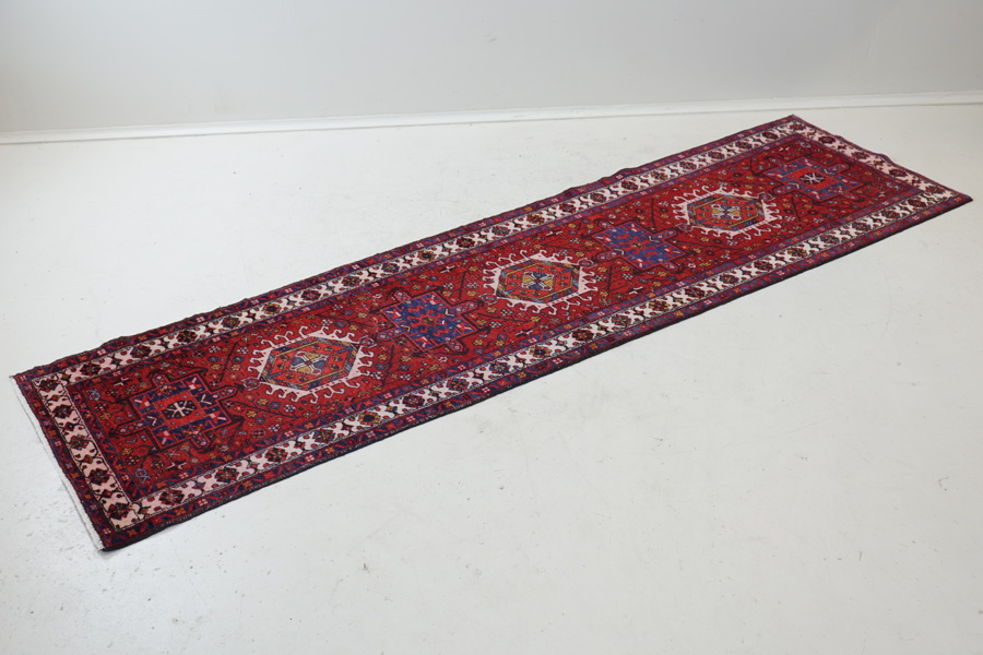 Gallerimatta, orientalisk, handknuten, ull.