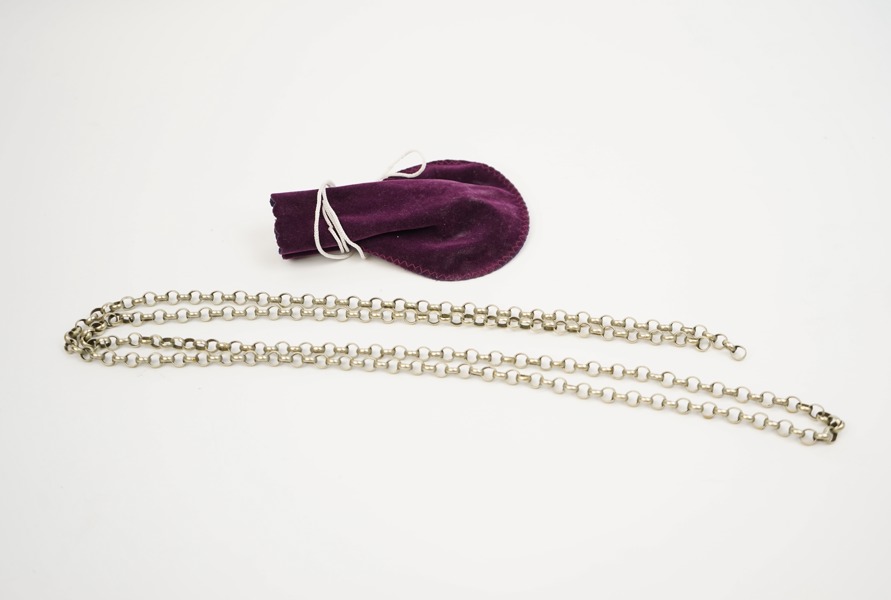 Kedja, silverlegering, till folkdräkt, Vemmenhögs Härad, 1800-talets första hälft.