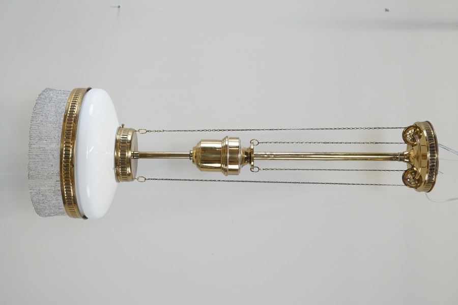 Taklampa med fransar, glas, mässing, jugend, tidigt 1900-tal.