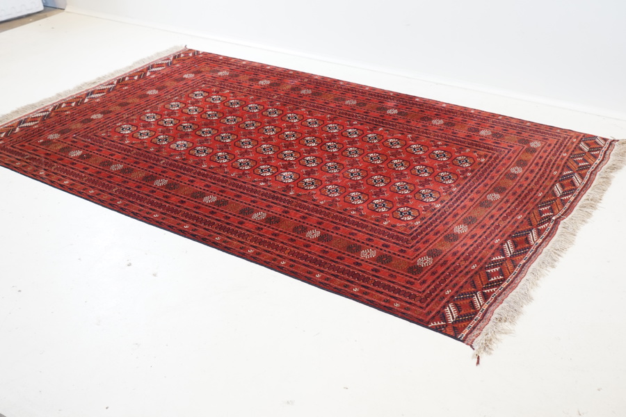 Matta, orientalisk, ull, handknuten.