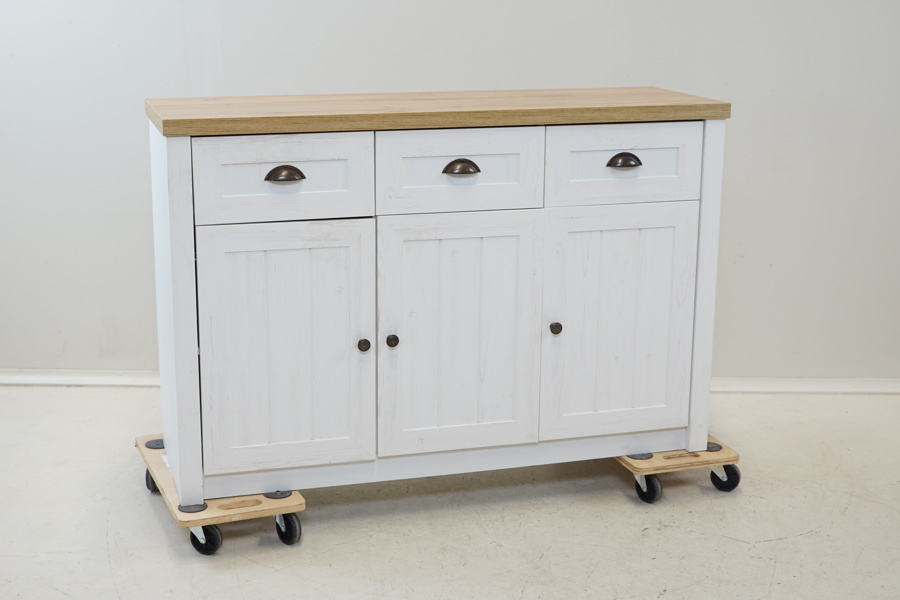 Sideboard, trä, Jysk, samtida.