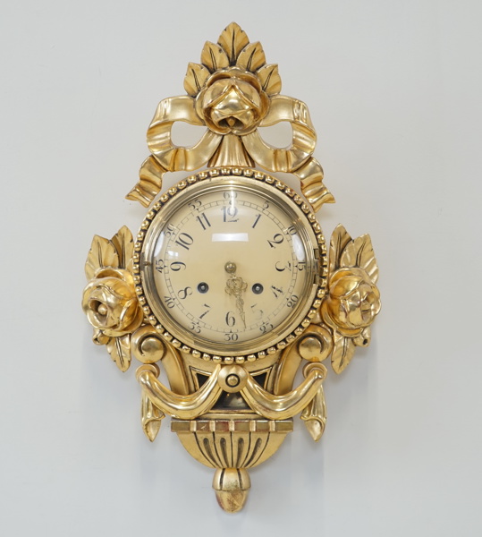Väggpendyl, förgylld, rokokostil, 1900-tal.