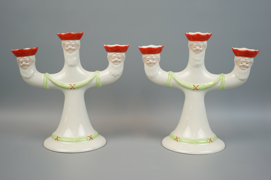 Kandelabrar, 2 st, för 3 ljus, porslin, ''God Jul'', Gustavsberg.