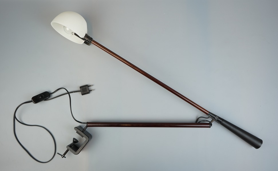 Paolo Rizzalto och Gino Sarrfatti, bordslampa, plast, modell 612/613, Italien, 1970-tal.