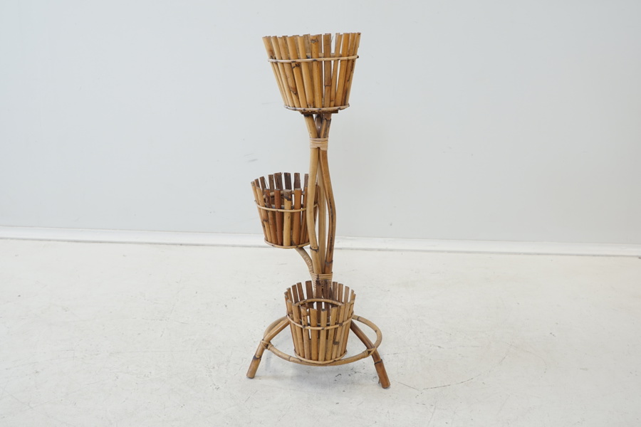 Piedestal, bambu.