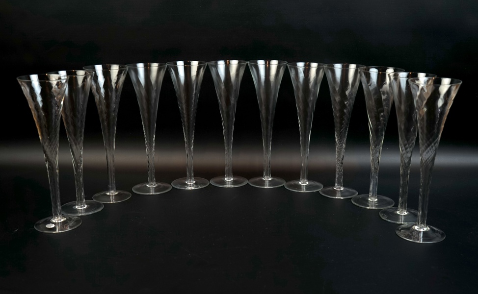 Champagneglas, 12 st, munblåsta.