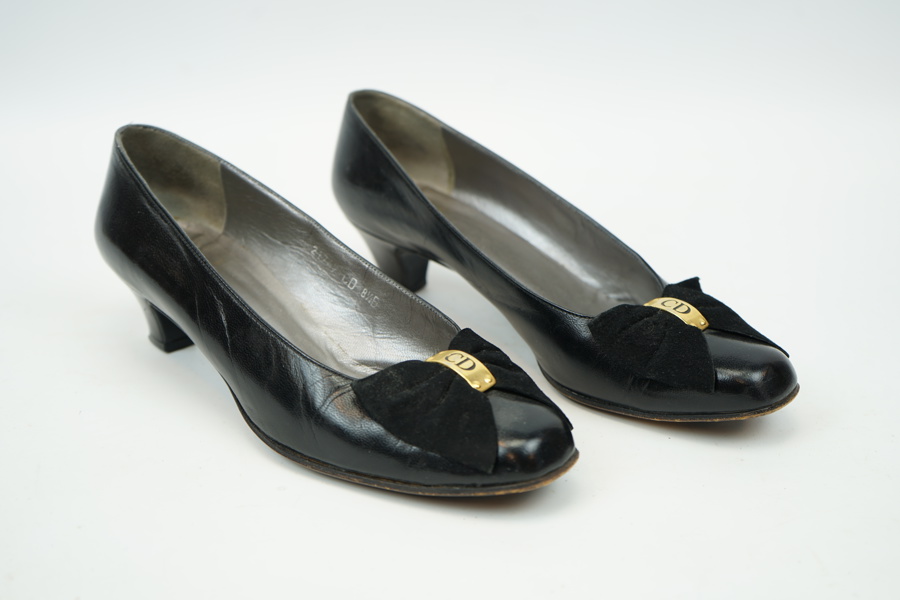 Christian Dior, damskor, ett par, storlek 8 1/2.