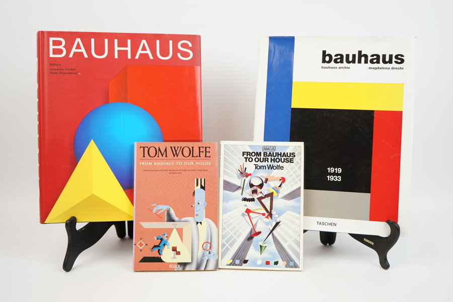 Böcker, 4 st, Bauhaus.