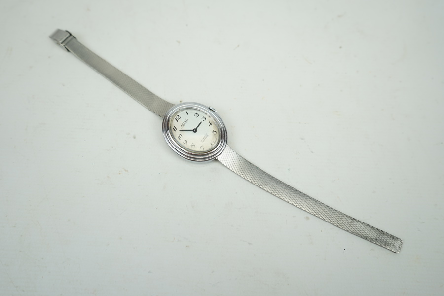 Novus, armbandsur, 17 jewels, incabloc, mekaniskt urverk.
