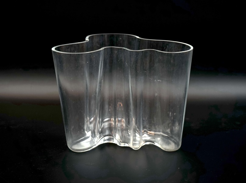 Alvar Aalto, vas, glas, ''Savoy'', Iittala, Finland.