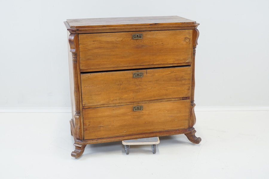 Byrå, 3 lådor, ek, 1900-tal.