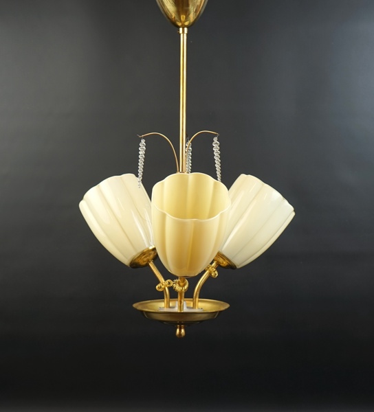Saariston Valaisin, taklampa, glas/mässing, 1900-talets mitt.