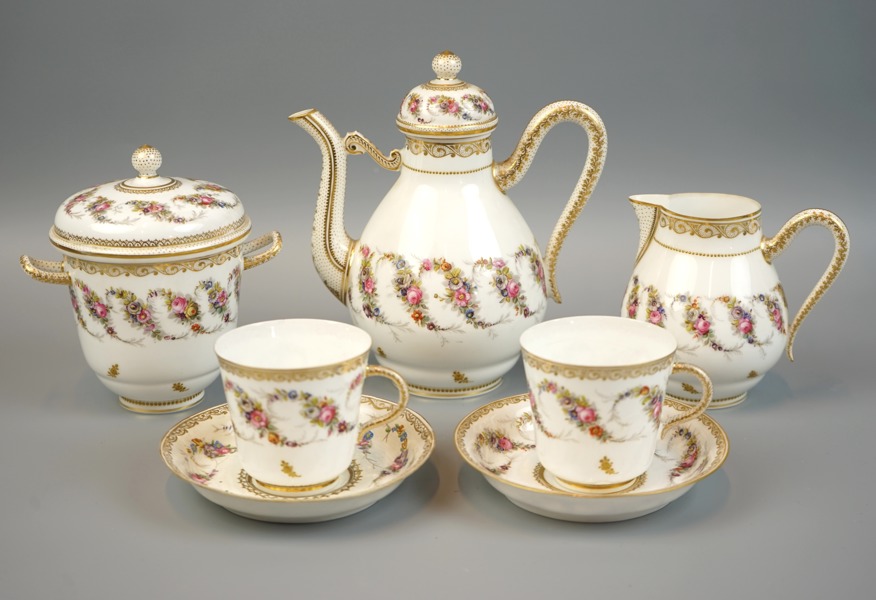 Tête-à-tête-servis, 5 delar, äggskalsporslin, Sèvres, Frankrike, 1900-tal.