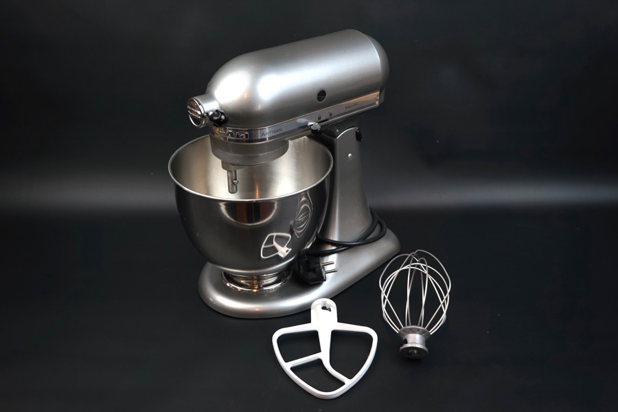 Köksmaskin med fällbart drivhuvud, Kitchen Aid.