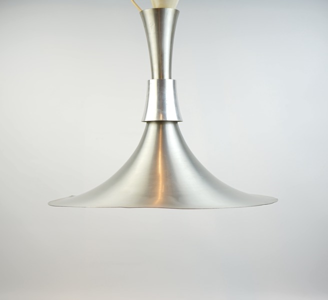 Bent Nordsted, taklampa, borstad aluminium, ''Lyskär'', Danmark, 1970-talet.