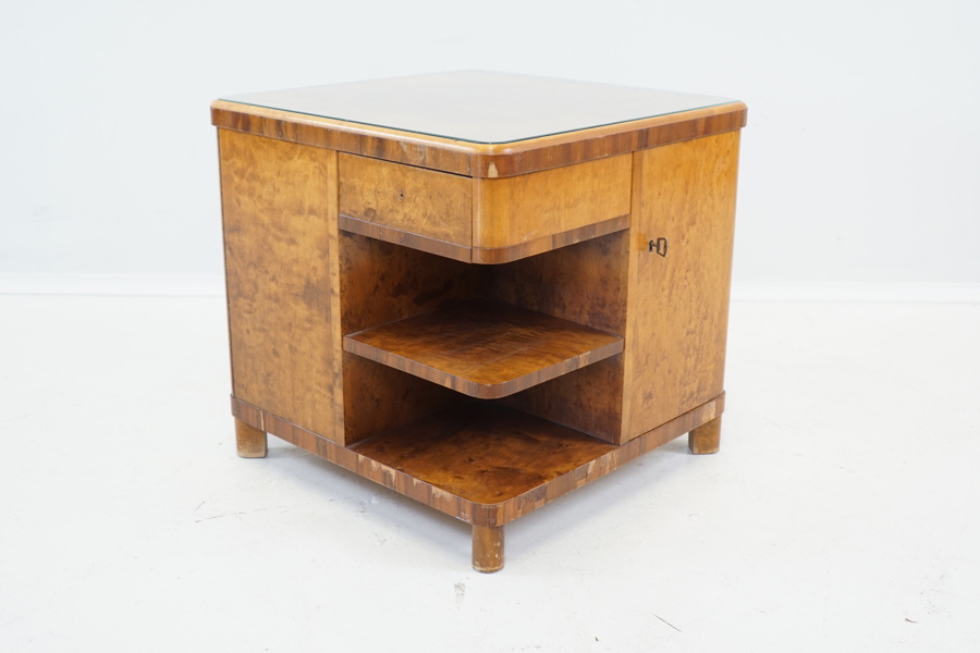 Rökbord, olika träslag, intarsia på skiva, glasskiva, 1900-tal.