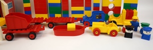 Leksaker, ett parti, plast, Fisher Price och Lego Duplo.