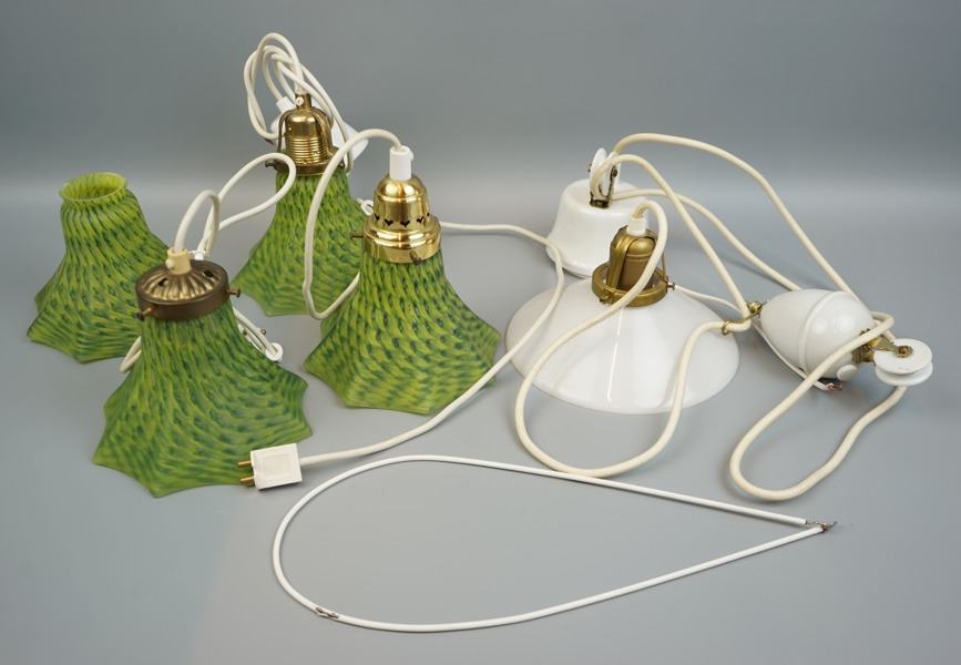 Fönsterlampor, lampskärm och skomakarskärm, 5 delar, glas/mässing.