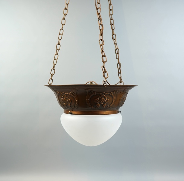 Taklampa, glas/koppar.