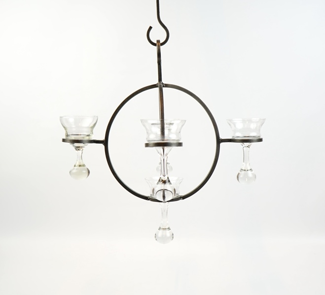 Bertil Vallien, ljuskrona, för 5 st ljus, smide/glas.