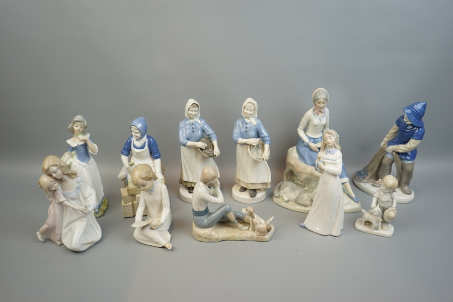 Figuriner, 11 st, porslin, bl.a Casades.