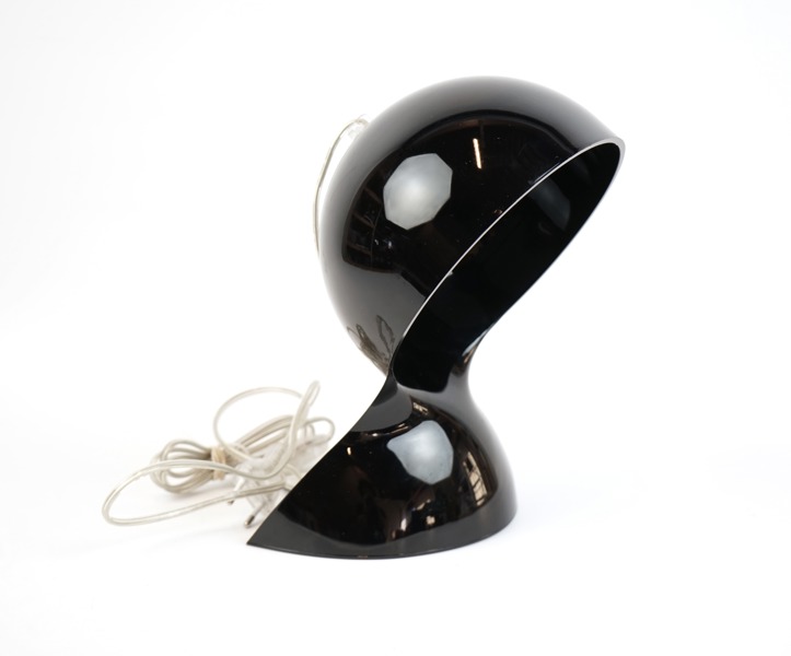 Michele De Lucchi och Giancarlo Fassina, bordslampa, plast, ''Dalù'', Tolomeo, Artmide.