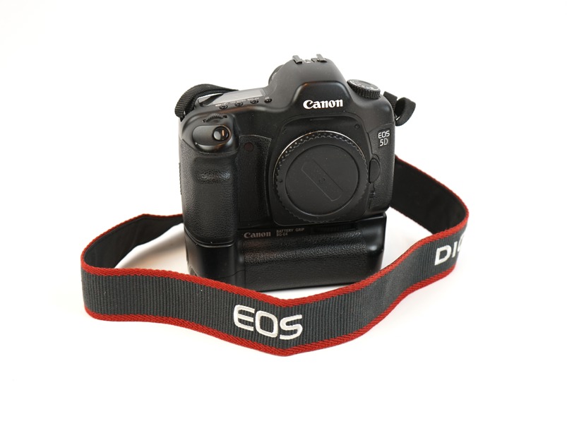 Systemkamera, Canon EOS 5D, DS126091.