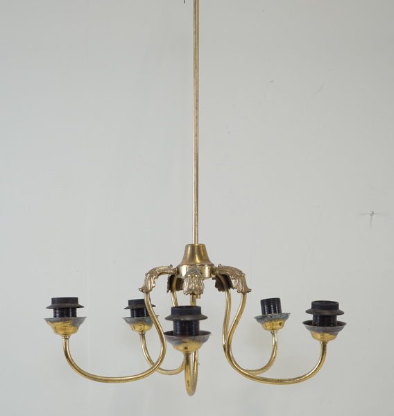 Taklampa, 5 ljuspunkter, mässing, 1900-tal.